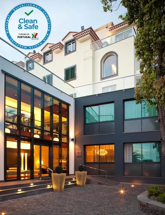 Quinta Mirabela - Design Hotel contacts