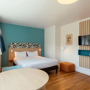 Adagio Access La 3*, París Francia
