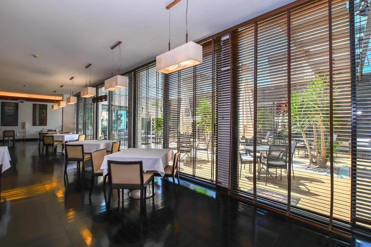 *****  Quinta Mirabela - Design Hotel Funchal  Portugal