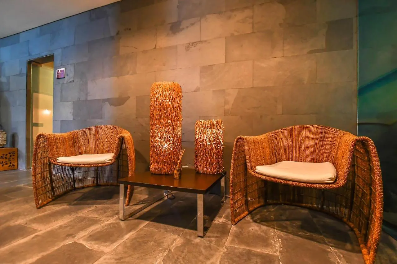 *****  Quinta Mirabela - Design Hotel Funchal  Portugal